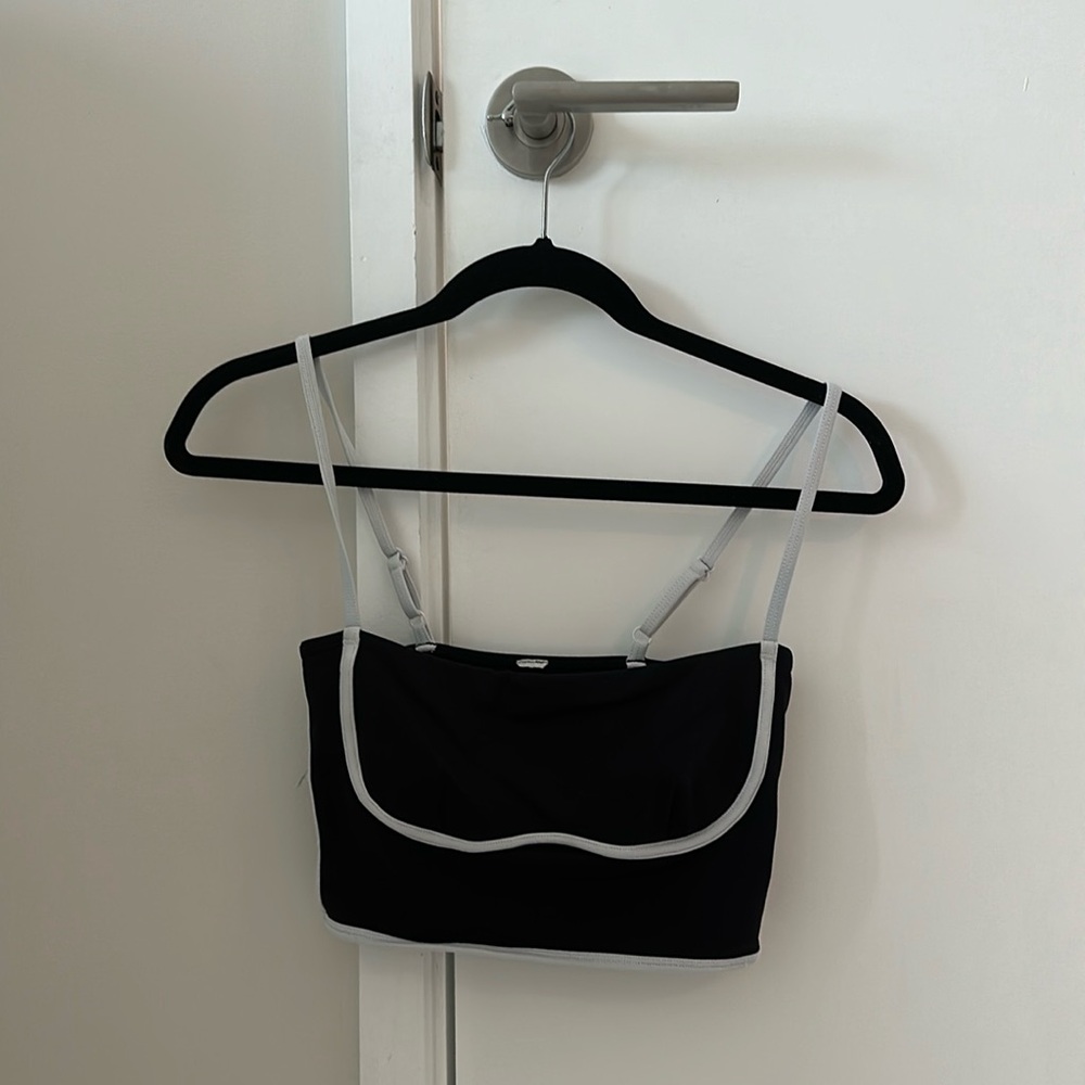 Alo sports bra